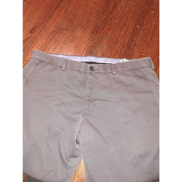 40x30 Haggar Grey Straight Fit Premium No Iron Khaki Pants Flat Front Pleat Leg - Picture 2 of 4